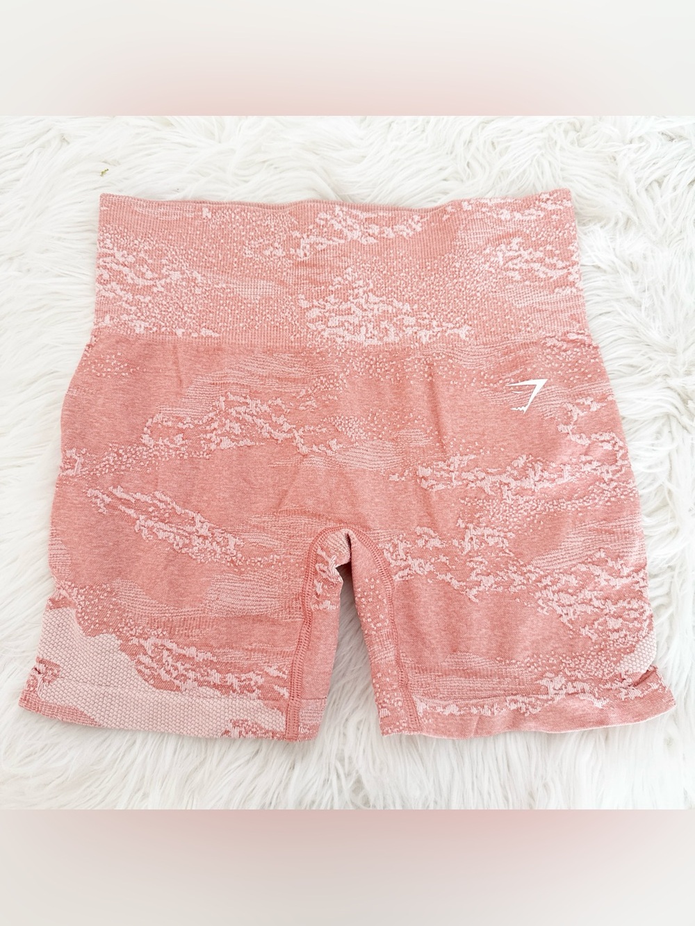 Gymshark Seamless High-Waist Shorts - Pink